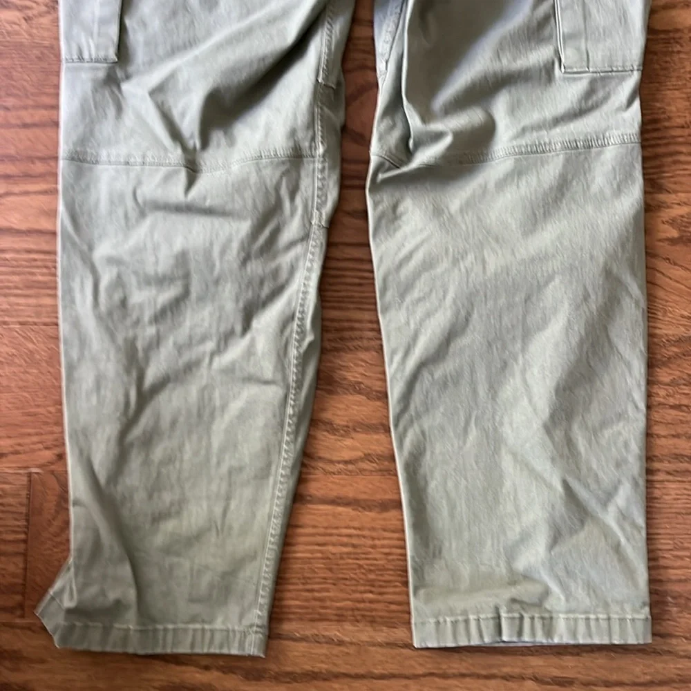 H&M Men's Cargo Pants. - Picture 6 of 8